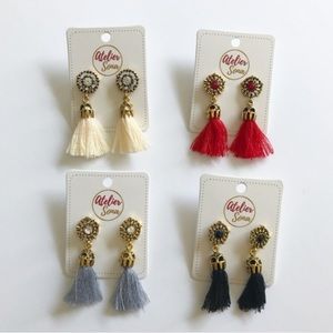 Your choice of Individual Stunning mini tassel earrings 💋